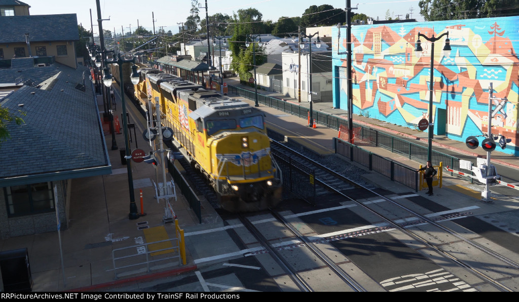 UP 9914 Leads the Mission Bay Local